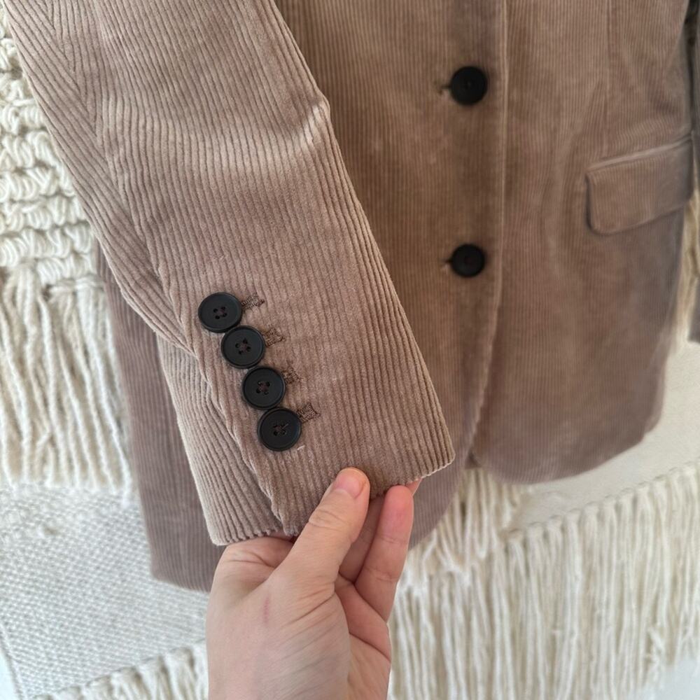 Everlane The Corduroy 80’s Blazer - Picture 5 of 8